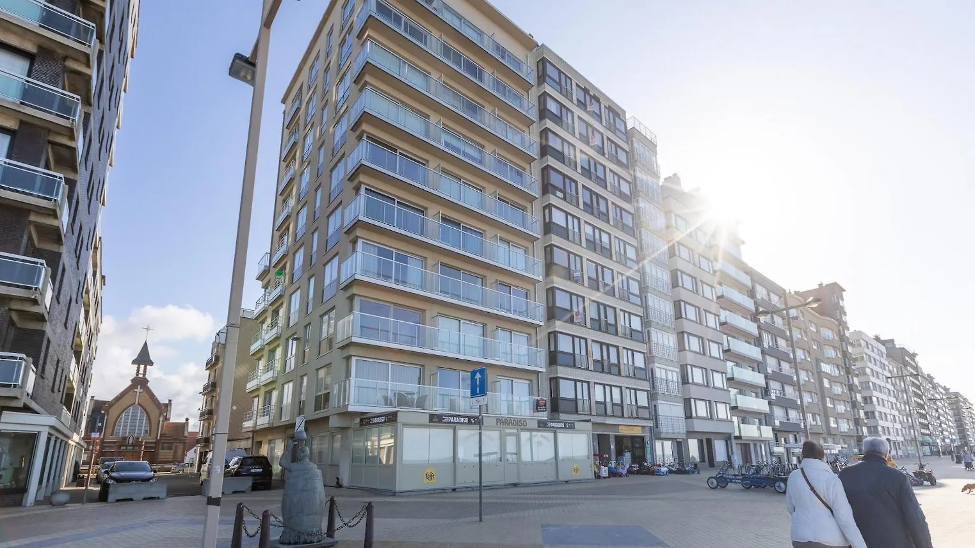Seafront Apartment In Middelkerke