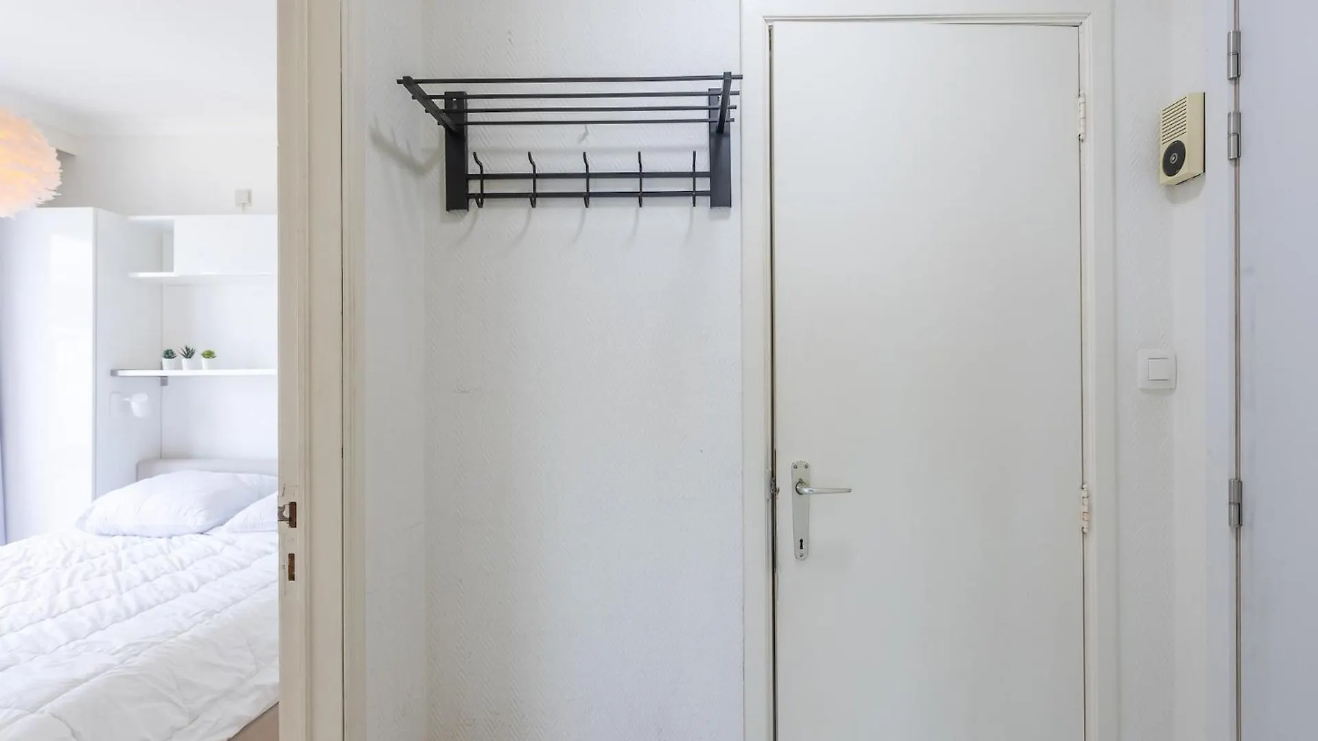 Seafront Apartment In Middelkerke
